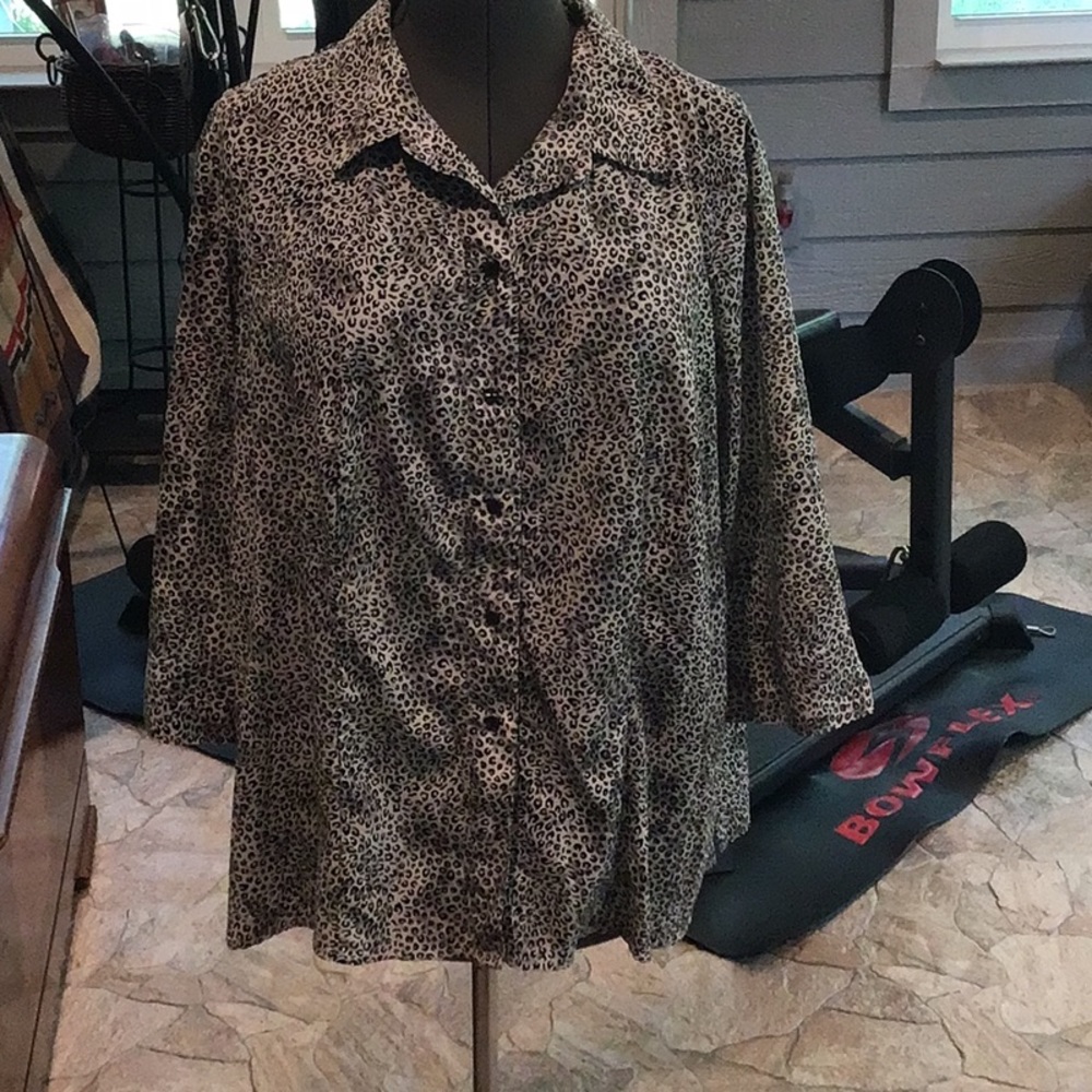 Covington Blouse Black & White Blouse Size 24-26W